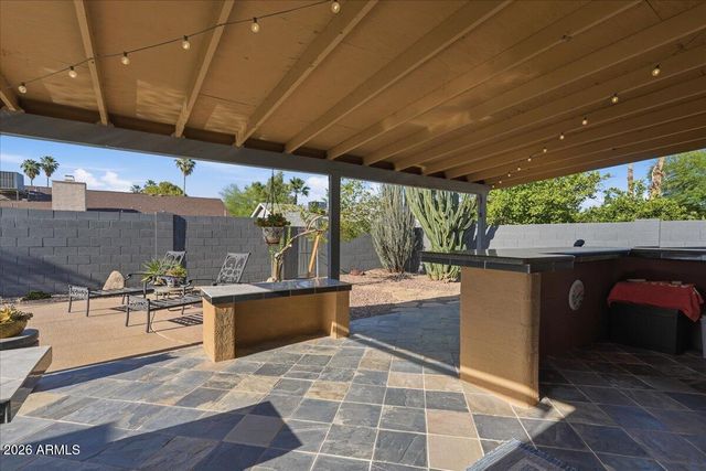 1702 W MANOR Street, Chandler, AZ 85224