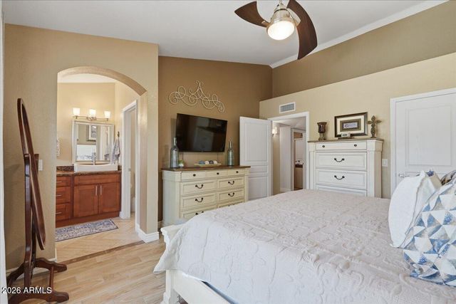 1702 W MANOR Street, Chandler, AZ 85224