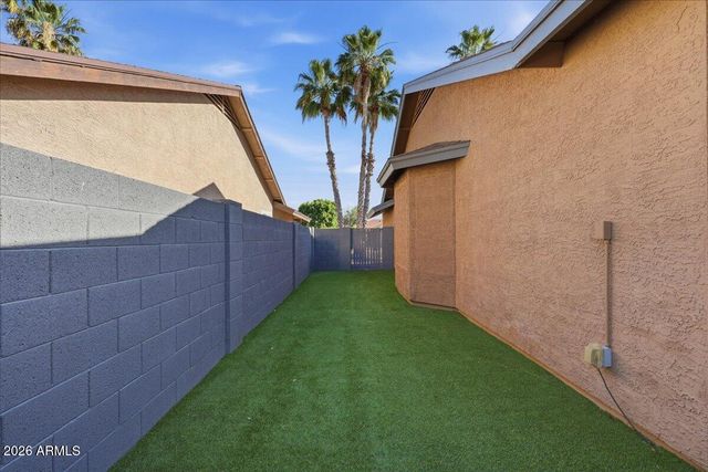 1702 W MANOR Street, Chandler, AZ 85224