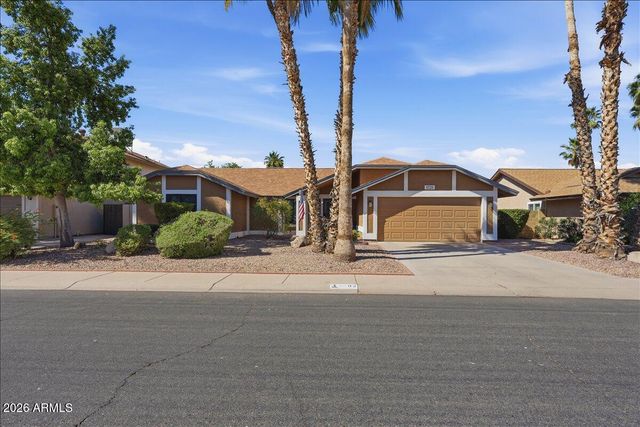 1702 W MANOR Street, Chandler, AZ 85224