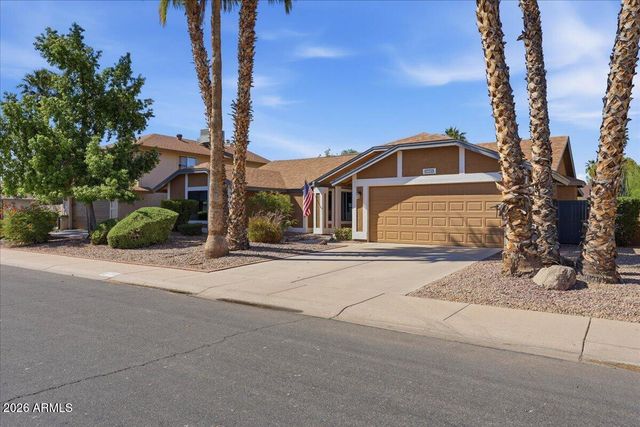 1702 W MANOR Street, Chandler, AZ 85224