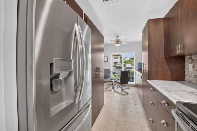 5810 ARECA PALM B, Delray Beach, FL 33484