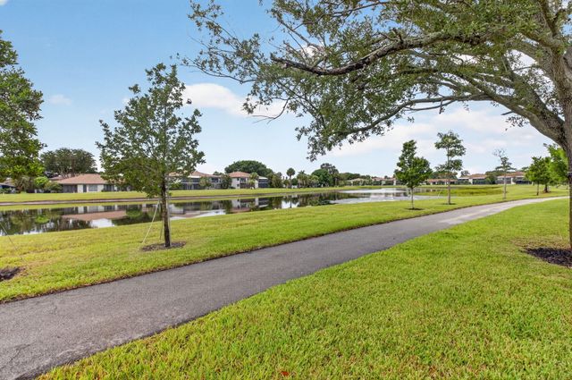 5810 ARECA PALM B, Delray Beach, FL 33484