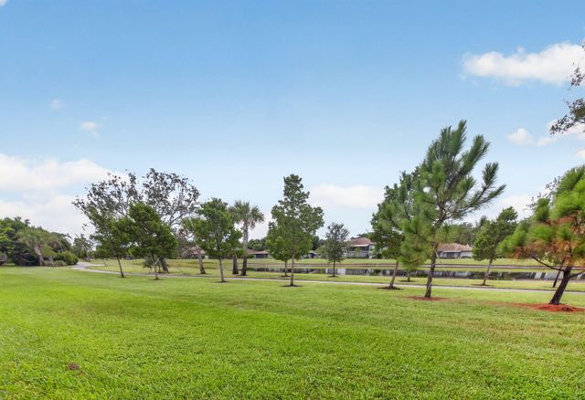 5810 ARECA PALM B, Delray Beach, FL 33484