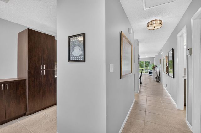 5810 ARECA PALM B, Delray Beach, FL 33484