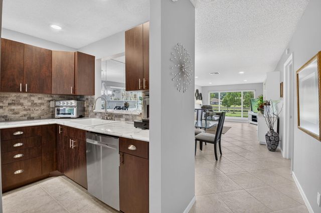 5810 ARECA PALM B, Delray Beach, FL 33484