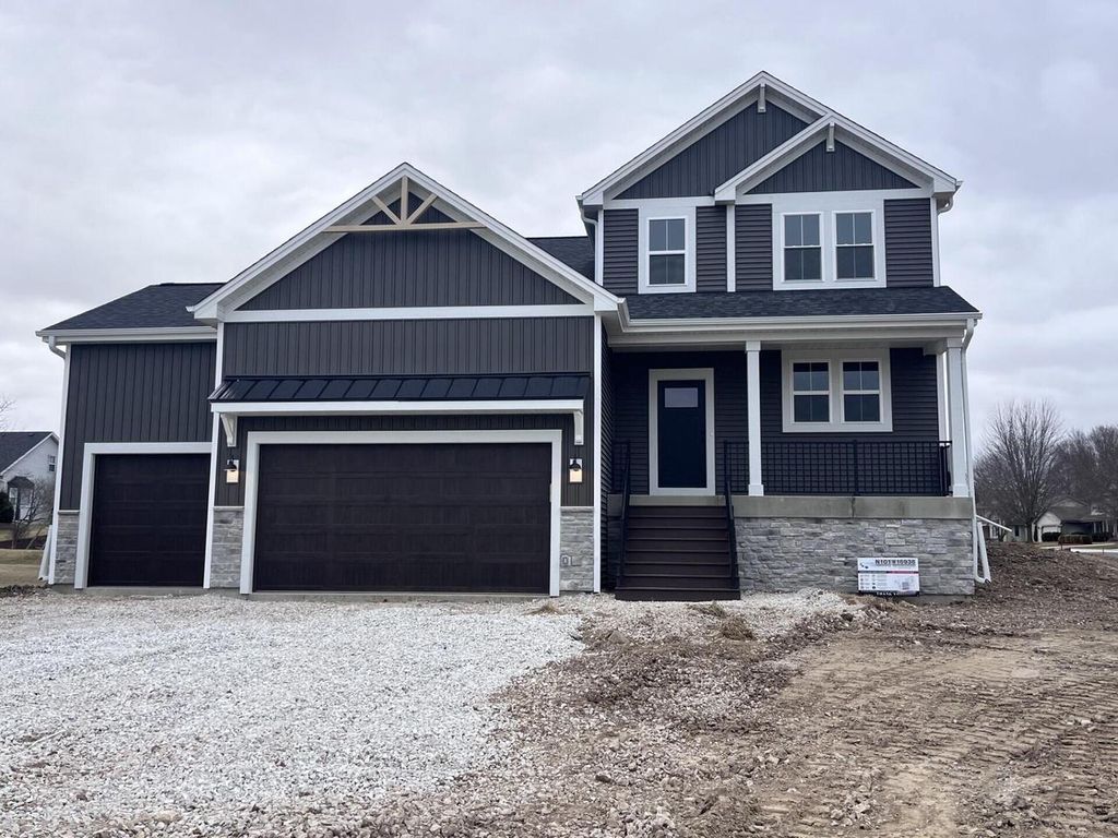 N101W16938 Tanglewood DRIVE, Germantown, WI 53022