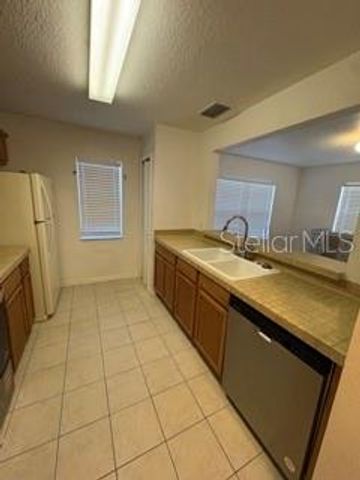 3425 DRAGON VIEW COURT, Valrico, FL 33594