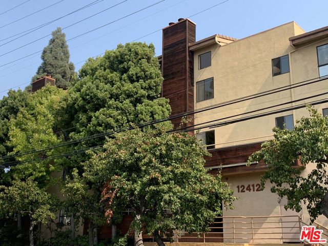 12412 Texas Avenue 302, Los Angeles, CA 90025
