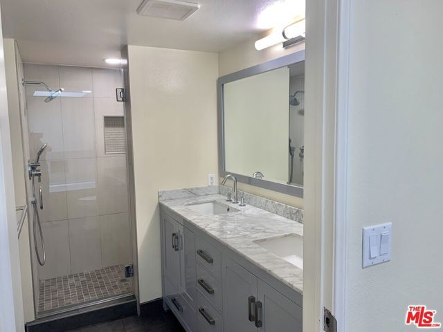 12412 Texas Avenue 302, Los Angeles, CA 90025