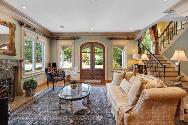 786 HARBOR ISLE CIR W, Memphis, TN 38103