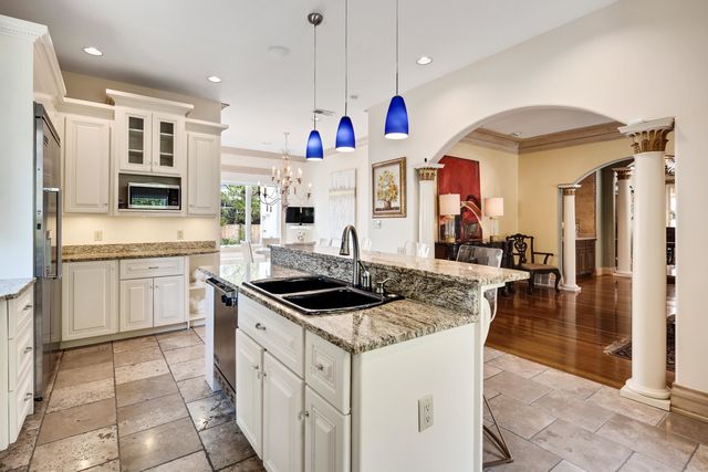 786 HARBOR ISLE CIR W, Memphis, TN 38103