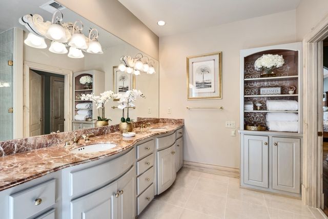 786 HARBOR ISLE CIR W, Memphis, TN 38103