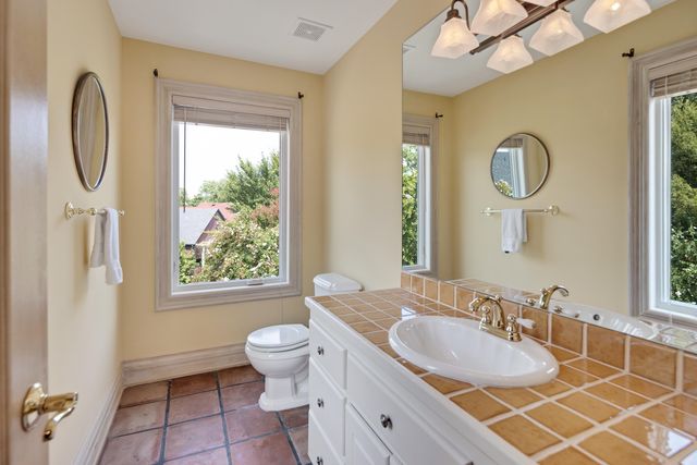 786 HARBOR ISLE CIR W, Memphis, TN 38103