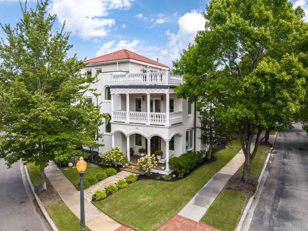 786 HARBOR ISLE CIR W, Memphis, TN 38103