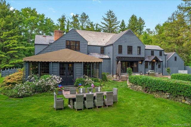 16 Pleasant Ridge Road, Harrison, NY 10528