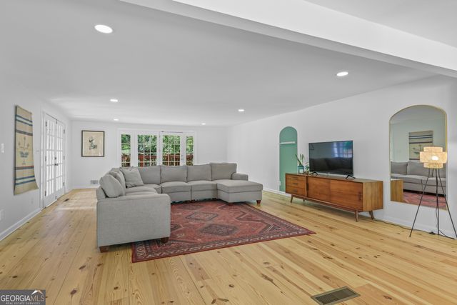 3259 Wiltshire Drive, Avondale Estates, GA 30002