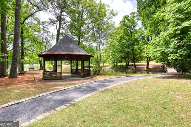 3259 Wiltshire Drive, Avondale Estates, GA 30002