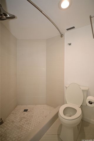 581 Kamoku Street 3002, Honolulu, HI 96826