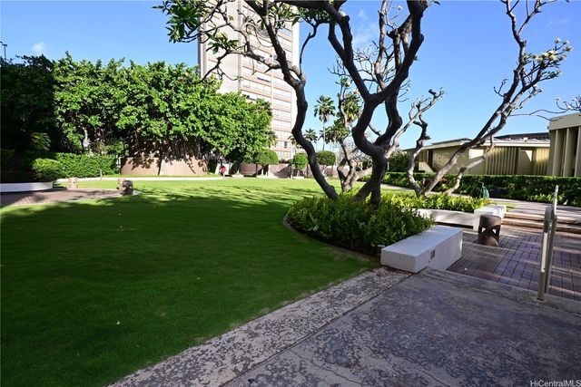 581 Kamoku Street 3002, Honolulu, HI 96826