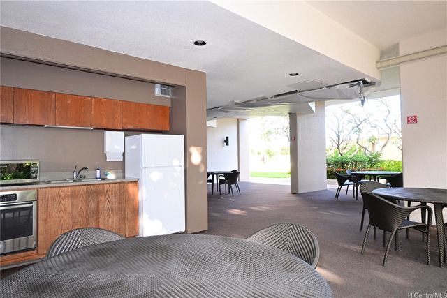 581 Kamoku Street 3002, Honolulu, HI 96826