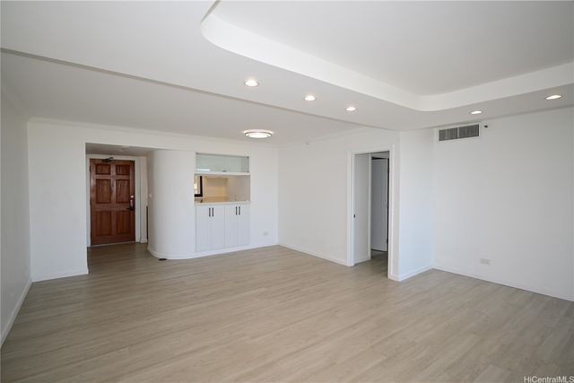 581 Kamoku Street 3002, Honolulu, HI 96826