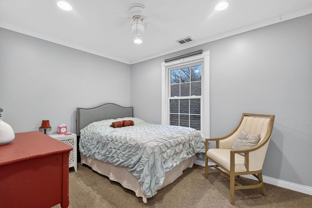 4608 Hawthorne Avenue, Lyons, IL 60534