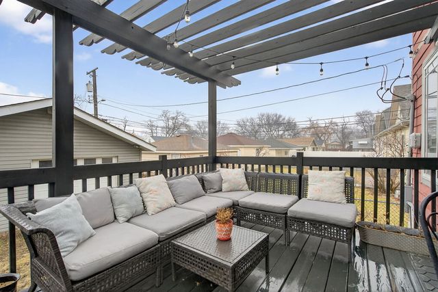 4608 Hawthorne Avenue, Lyons, IL 60534