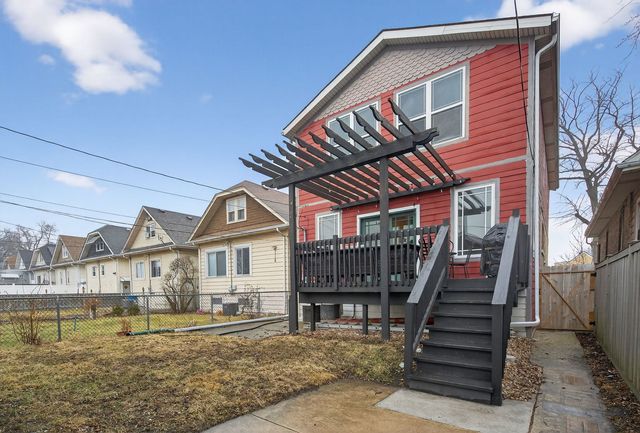 4608 Hawthorne Avenue, Lyons, IL 60534