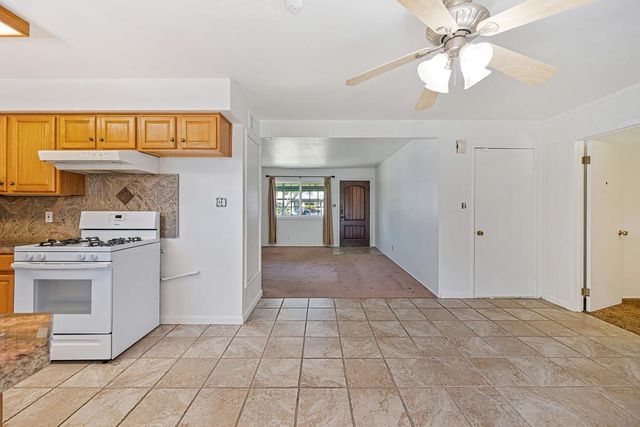 179 Price Way, Folsom, CA 95630