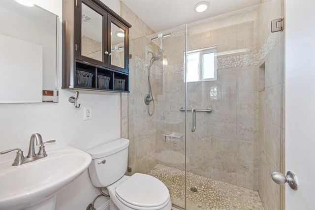 179 Price Way, Folsom, CA 95630