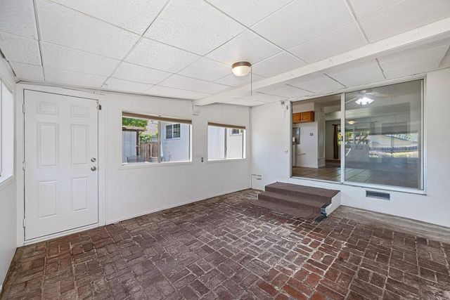 179 Price Way, Folsom, CA 95630