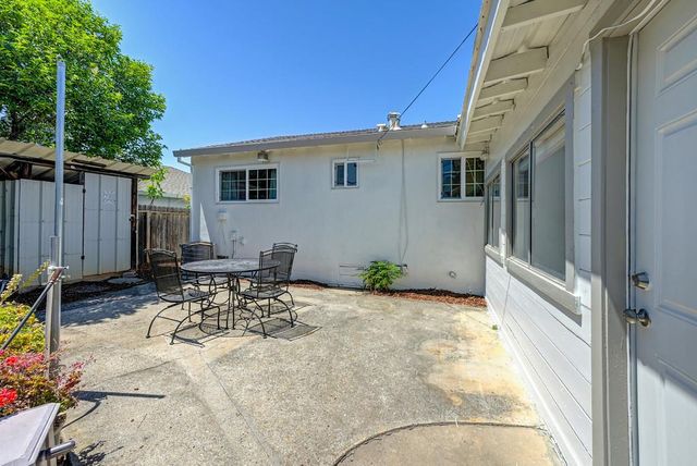 179 Price Way, Folsom, CA 95630