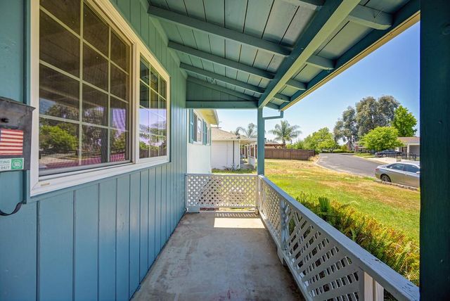 179 Price Way, Folsom, CA 95630