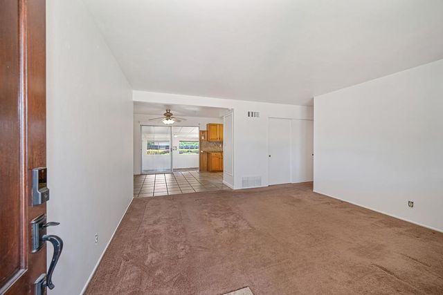 179 Price Way, Folsom, CA 95630