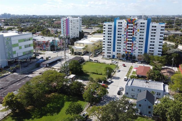 321 NW 37th St, Miami, FL 33127