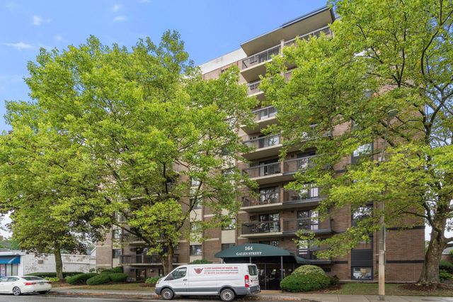 164 Galen St 53, Watertown, MA 02472