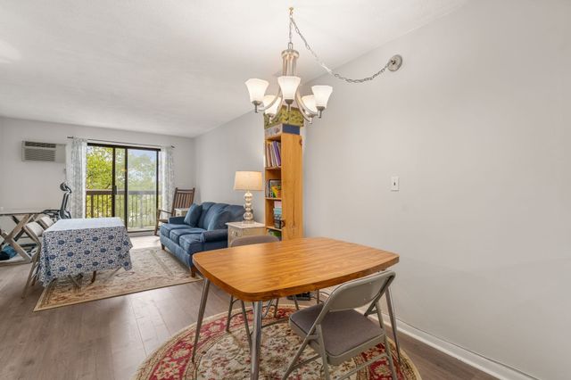 164 Galen St 53, Watertown, MA 02472