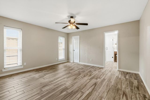 1520 THROWBRIDGE Lane, Plano, TX 75023