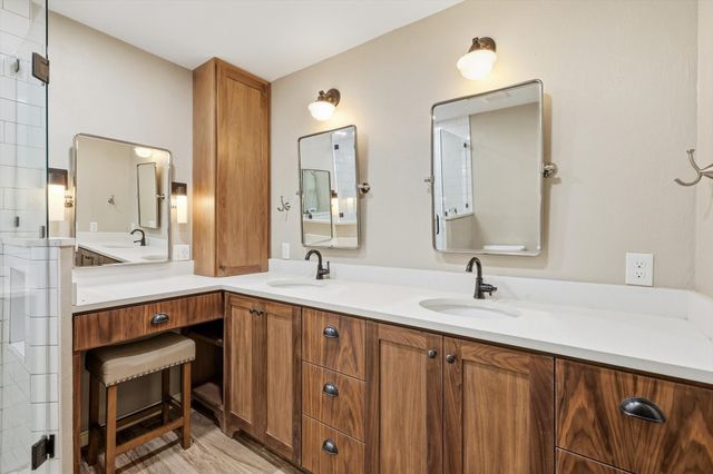 1520 THROWBRIDGE Lane, Plano, TX 75023
