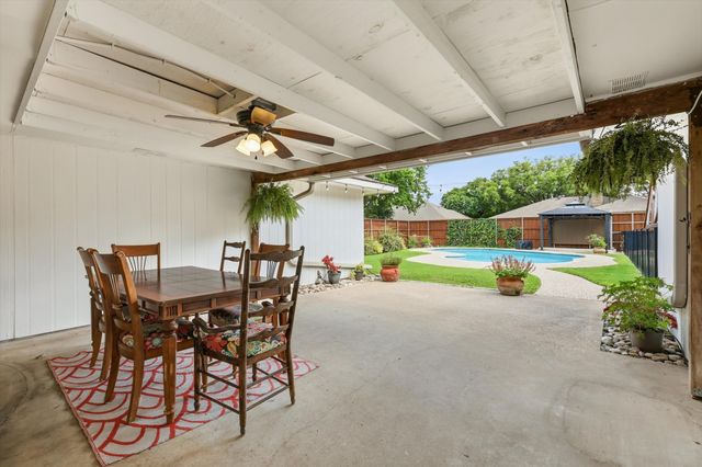 1520 THROWBRIDGE Lane, Plano, TX 75023