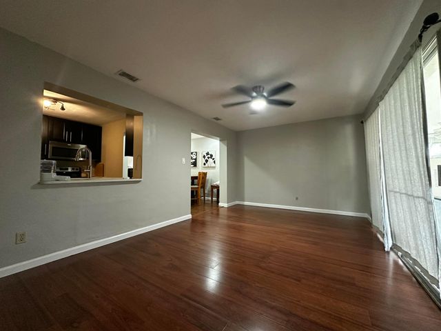 8211 NW 91st Avenue, Tamarac, FL 33321