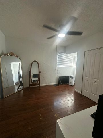 8211 NW 91st Avenue, Tamarac, FL 33321