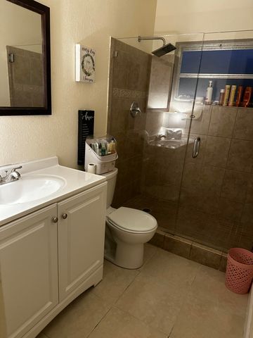 8211 NW 91st Avenue, Tamarac, FL 33321
