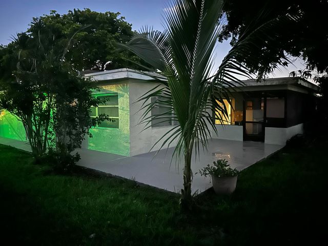 8211 NW 91st Avenue, Tamarac, FL 33321