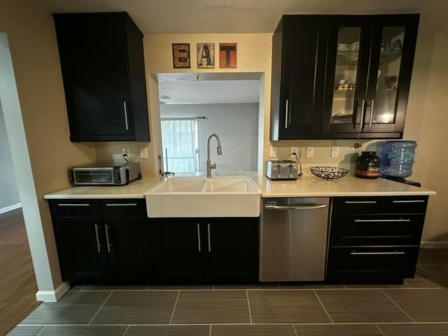 8211 NW 91st Avenue, Tamarac, FL 33321