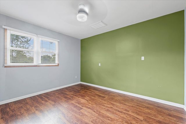 1001 W Dianne Lane, Mahomet, IL 61853