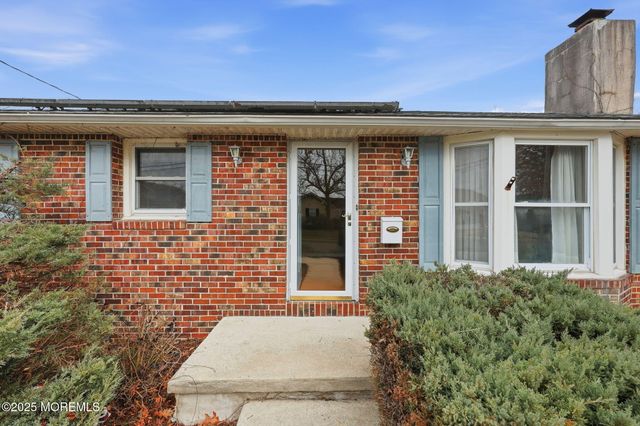 41 E Vernon Avenue E, Northfield, NJ 08225