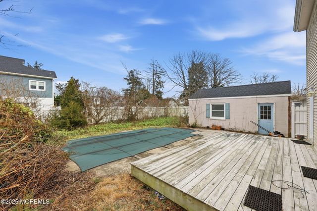 41 E Vernon Avenue E, Northfield, NJ 08225