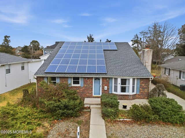 41 E Vernon Avenue E, Northfield, NJ 08225